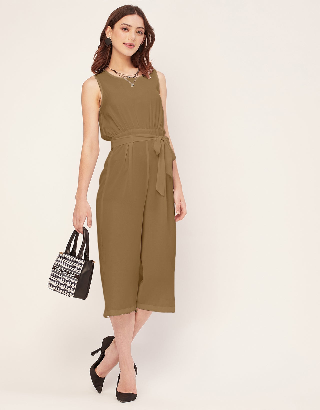 Elegant Solid Georgette Sleeveless quarter sleeve Jumpsuit Moomaya